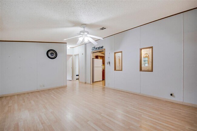 Building Photo - 18240 Lynbrook Rd