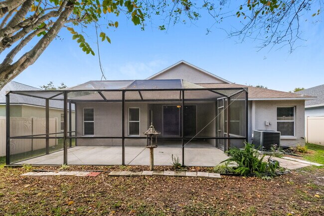 Building Photo - 7602 Citrus Blossom Dr