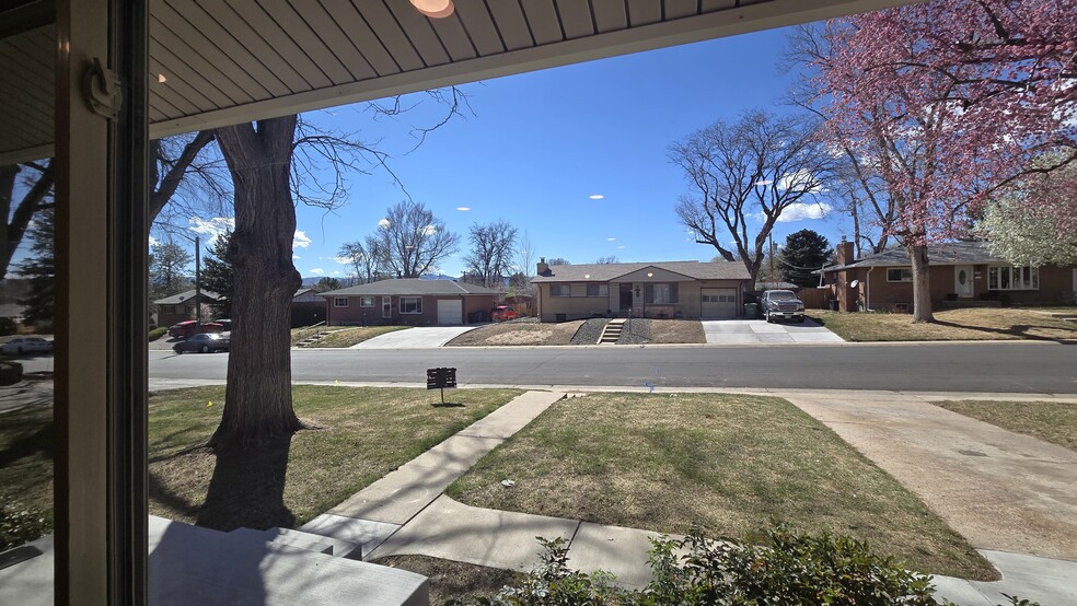 Building Photo - 2934 S Zurich Ct