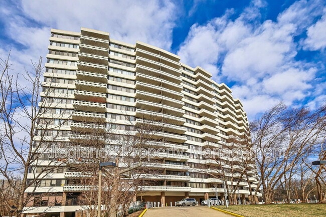 Building Photo - 6301 Stevenson Ave