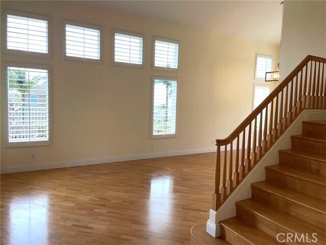Building Photo - 27 High Bluff