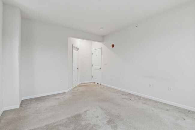 Building Photo - 110 Trotter Rd