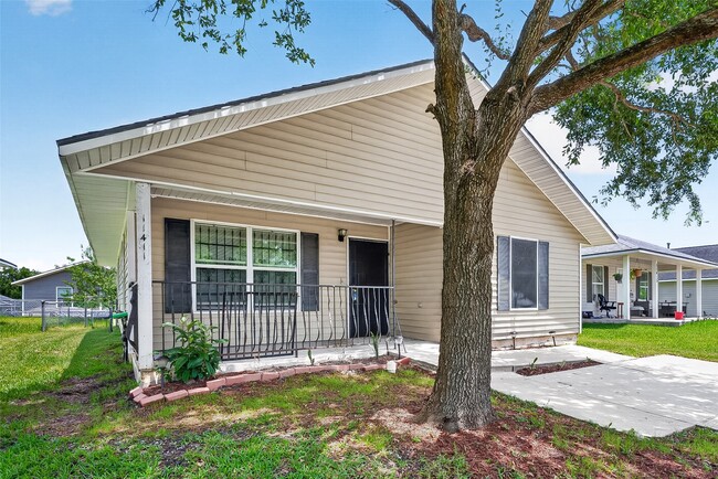 Building Photo - 11411 Roandale Dr