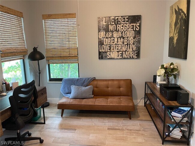 Building Photo - 3128 Woodside Ave