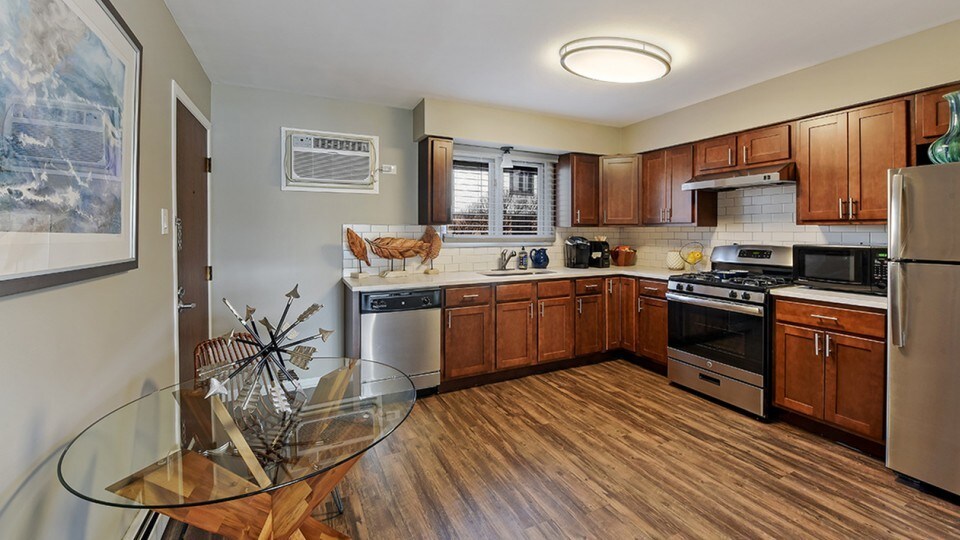 The Clarendon Apartment Homes 21 58th St Clarendon Hills IL 60514