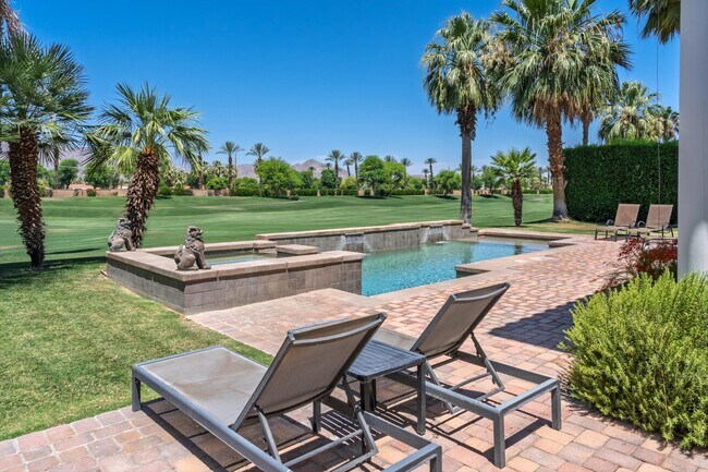 Building Photo - 51493 Marbella Ct