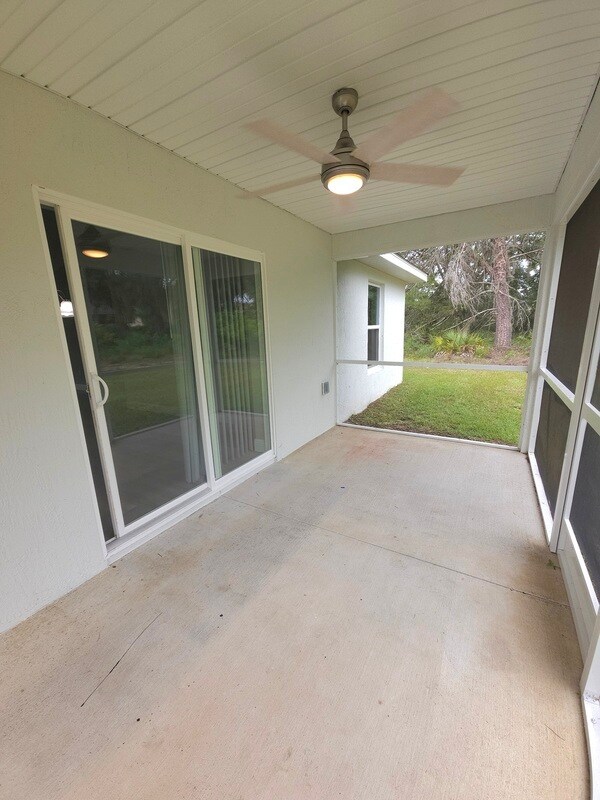 Building Photo - 7 Spruce Loop Way