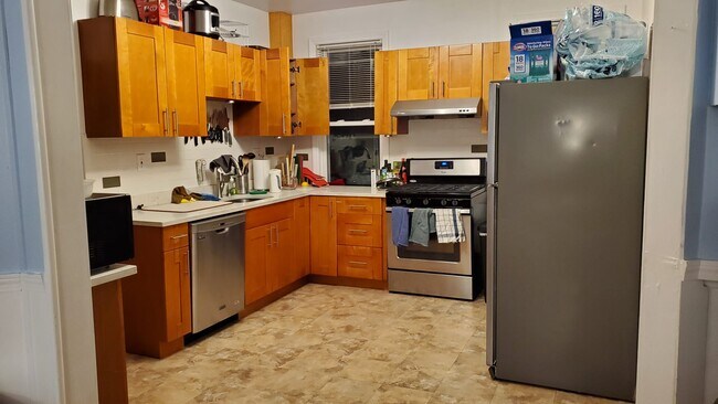 kitchen - 11 Westford St