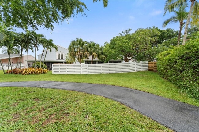 Building Photo - 14610 SW 145th Pl