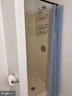 Building Photo - 661 Genessee St