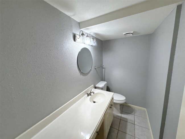 Building Photo - 14551 Misty Meadow Ln