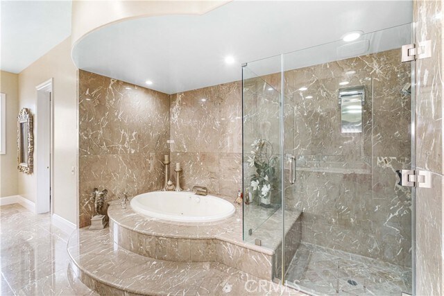 Building Photo - 5061 E Copa De Oro Dr