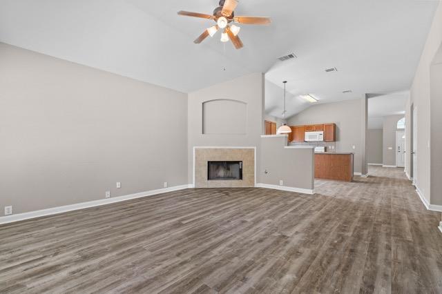 Building Photo - 561 Golden Creek Dr
