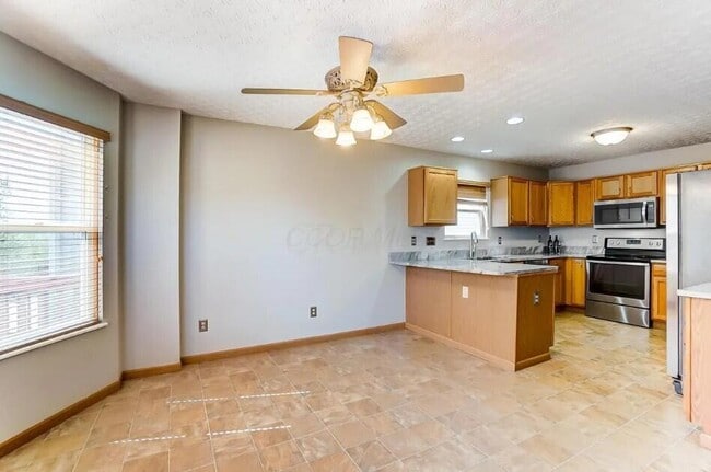 Building Photo - 9304 Prestwick Green Dr