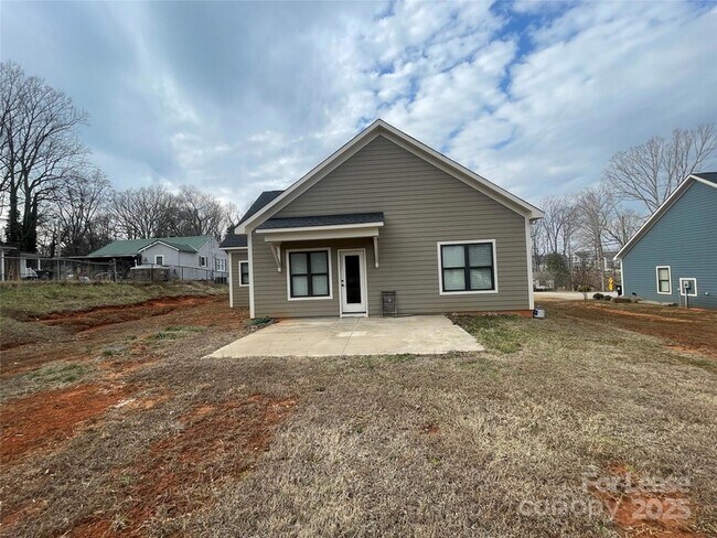 Building Photo - 423 Dallas Stanley Hwy