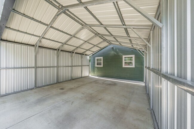 Building Photo - 2157 W Lotus Ave