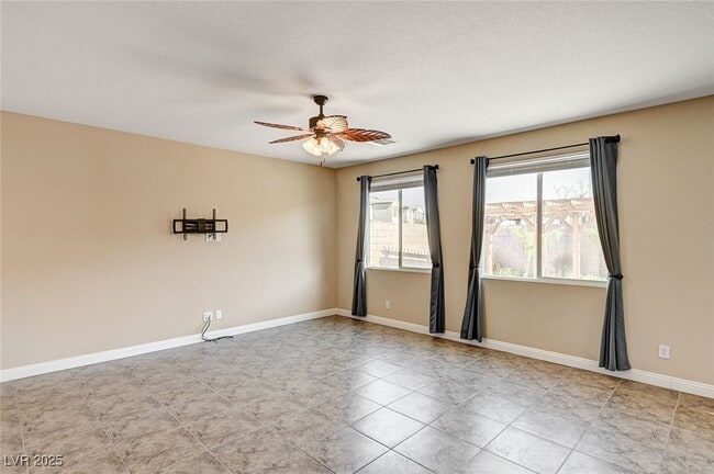 Building Photo - 4630 Summer Azure St