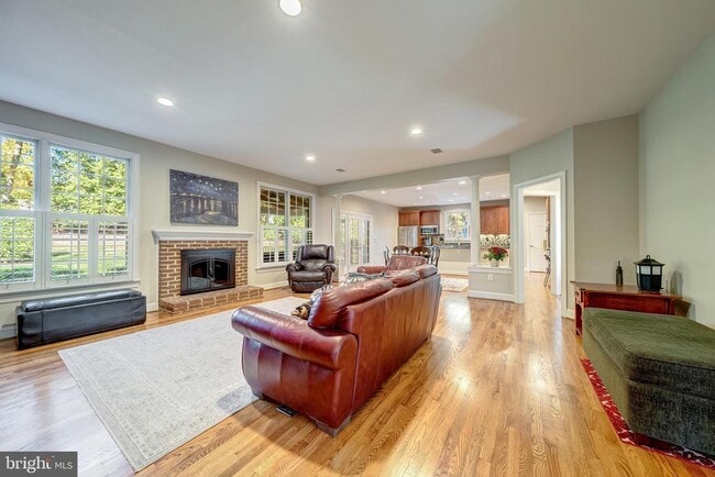 Building Photo - 1854 Valley Wood Rd