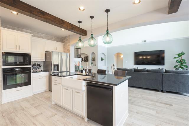 Building Photo - 2707 Elmwood Dr