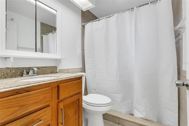 Building Photo - 1204 34th St