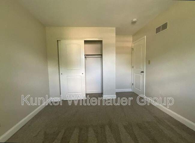 Building Photo - 713 Plankway Dr
