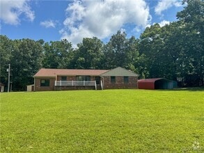 Building Photo - 10200 Graves Rd