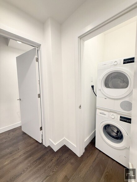Building Photo - RENT STABILIZED | 2 BED 2BATH | 1036 SQFT | WEST END AVENUE