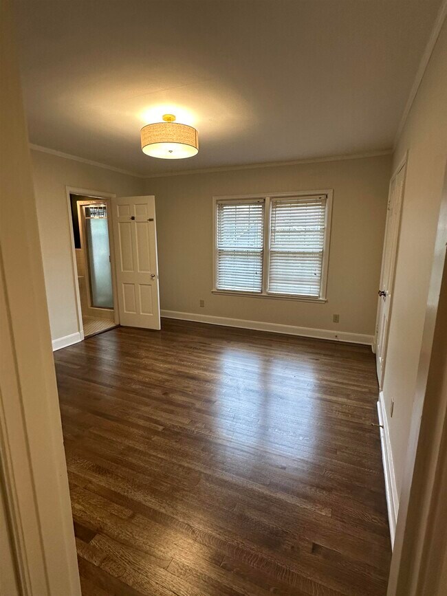 Building Photo - 2906 Tishomingo Ln