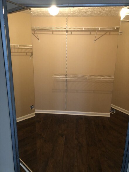 master closet with shelving - 4283 Parkview Ct
