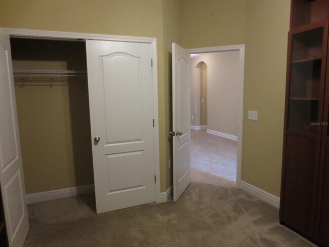 Building Photo - 7402 S Fitzgerald St