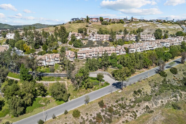 Building Photo - 32126 Canyon Ridge Dr