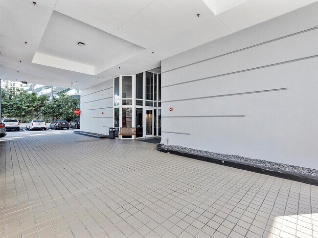 Building Photo - 9341 Collins Ave