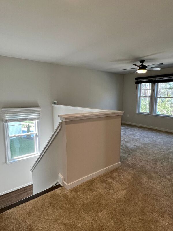 Building Photo - 8180 Lyman Ct