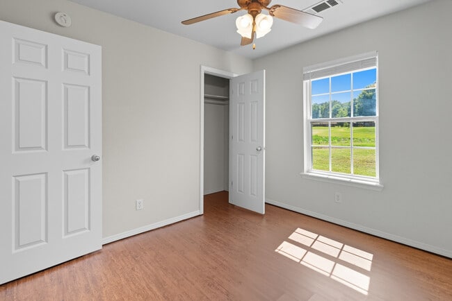 Building Photo - 2912-2914 Fairway Hamlet Ct