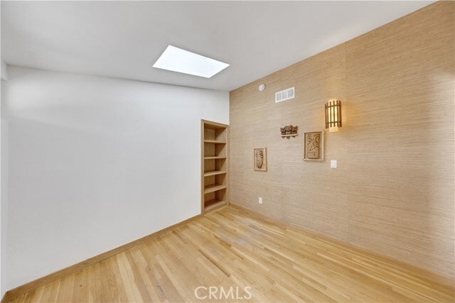 Building Photo - 16439 Kingsbury St