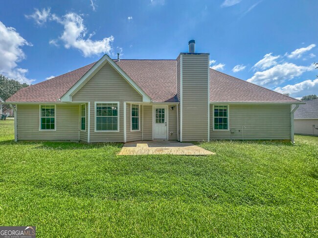 Building Photo - 1017 Maris Ln