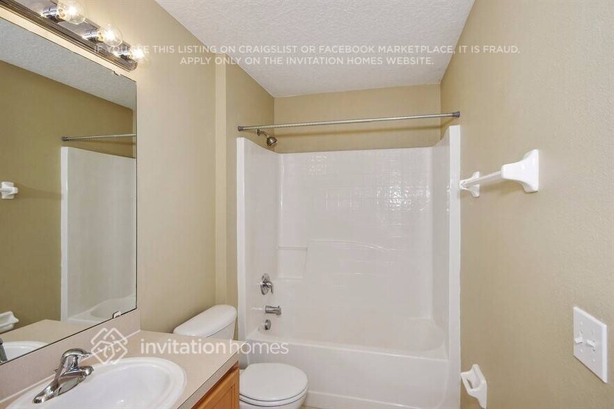 Building Photo - 307 Shad Way