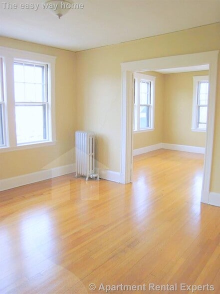 Building Photo - 172 Norfolk St