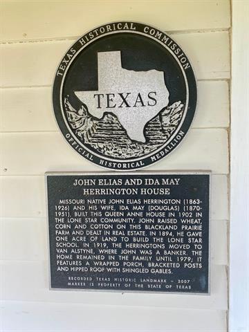 Building Photo - 1425 Lone Star Rd