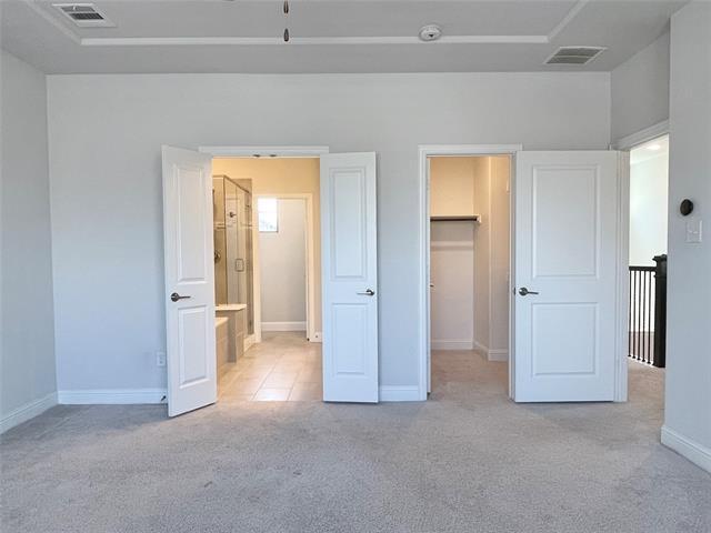 Building Photo - 2257 Washington Dr