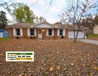 Building Photo - Inground swimming pool, 3 bedroom 1.5 bath home in South Bend IN