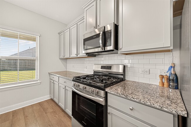 Building Photo - 409 Aurora Creek Ln