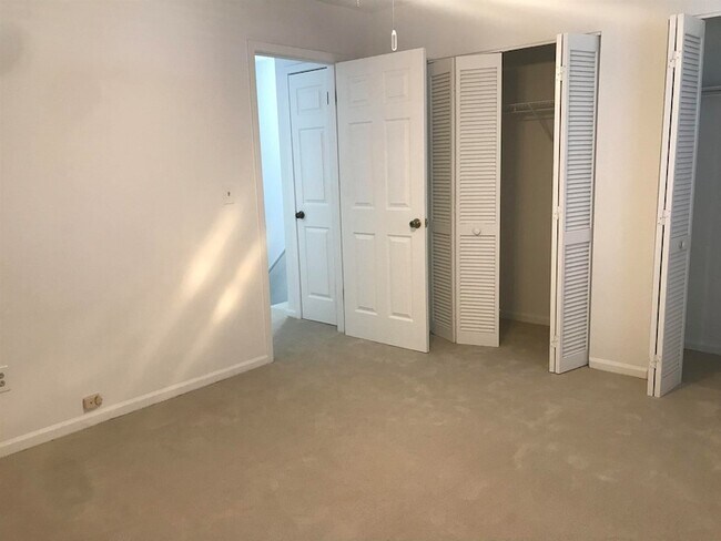Building Photo - 615 Bowers Ct