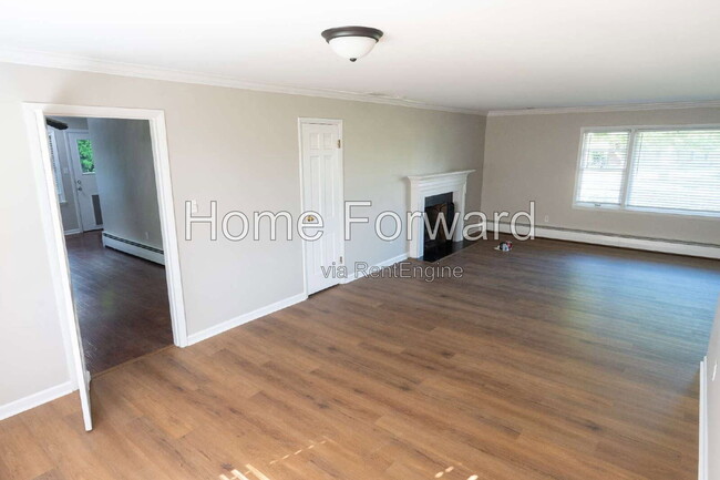 Building Photo - 517 N 3rd St