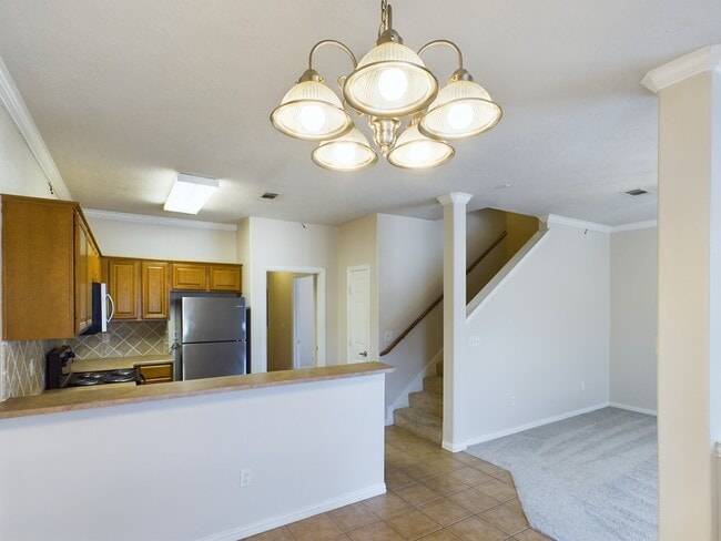 Building Photo - 1001 Krenek Tap Rd