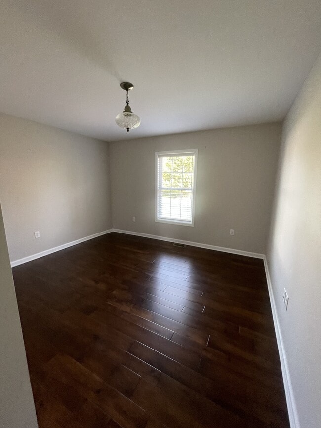 Building Photo - 1108 Augusta Dr