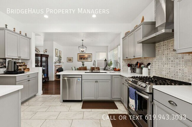 Building Photo - 10252 Oak Spur Way