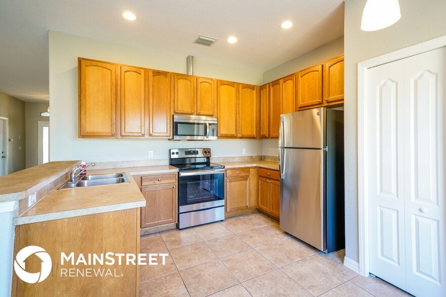 Building Photo - 3416 Grove Blossom Ln