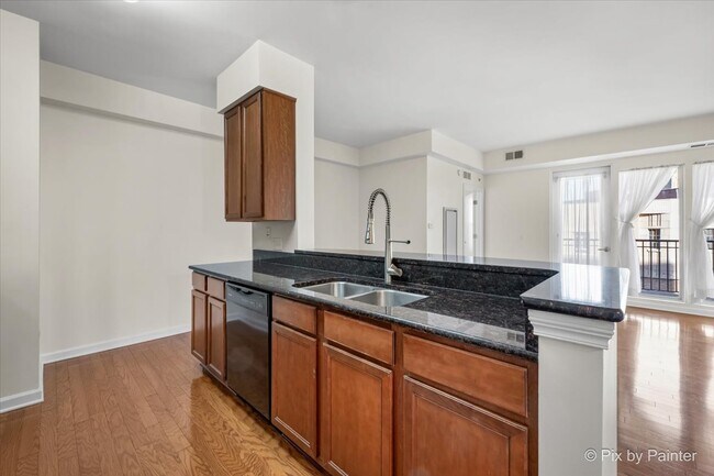 Building Photo - 50 S Grove Ave