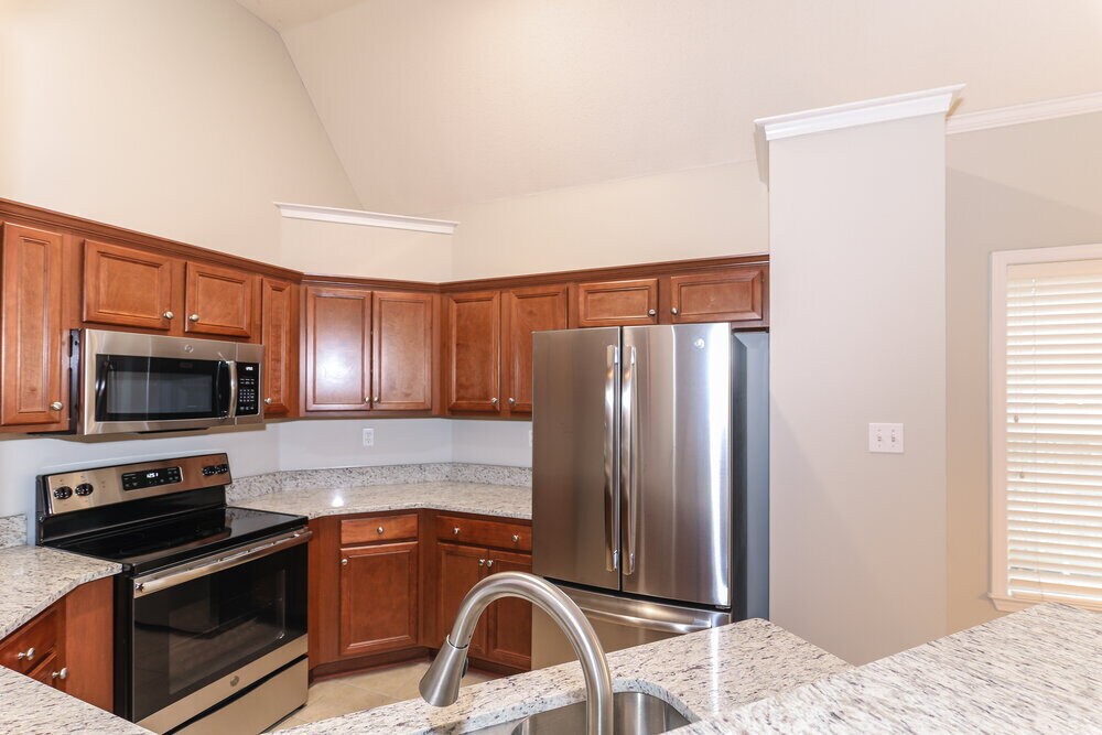 Building Photo - 9921 Greenalder Cove N